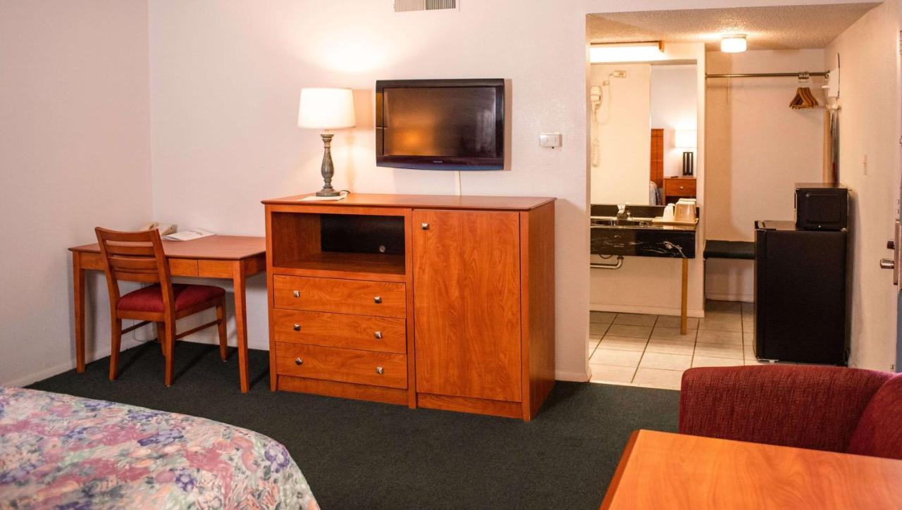 Motel Wayfarer *
